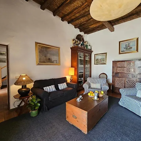 Margot - Authentic Sea View Countryside Appartement Lipari (Isola Lipari)