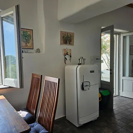 Margot - Authentic Sea View Countryside Apartment *