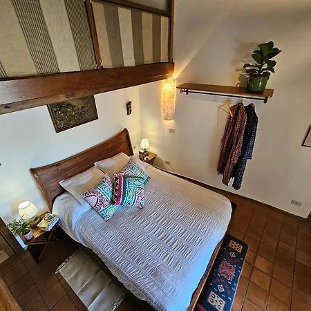 Margot - Authentic Sea View Countryside Apartmán *